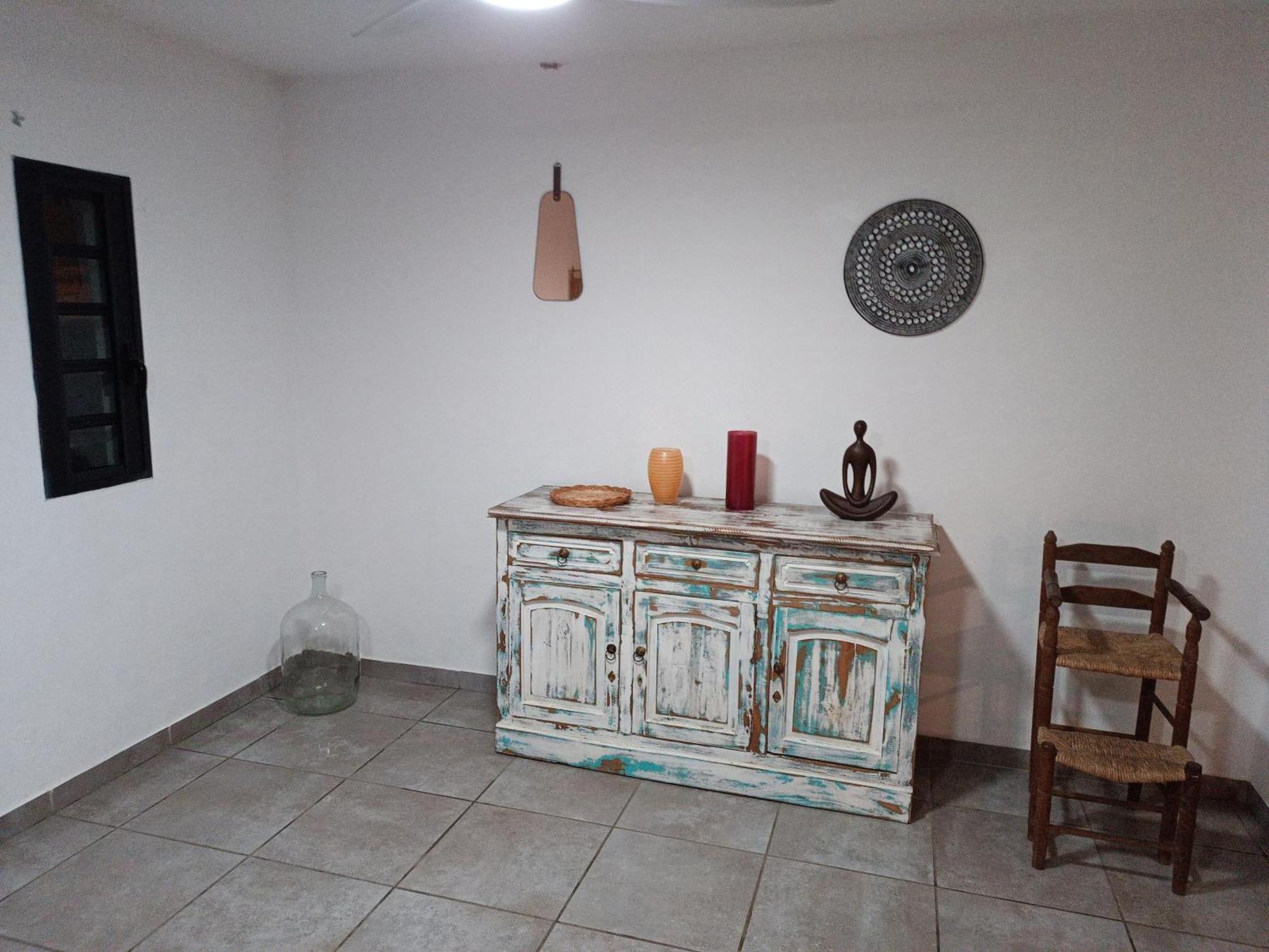 Jolie Maison T3 A St Pierre, 2 Chambres Avec Sdb, Grande Varangue, Jardin サン・ピエール 部屋 写真