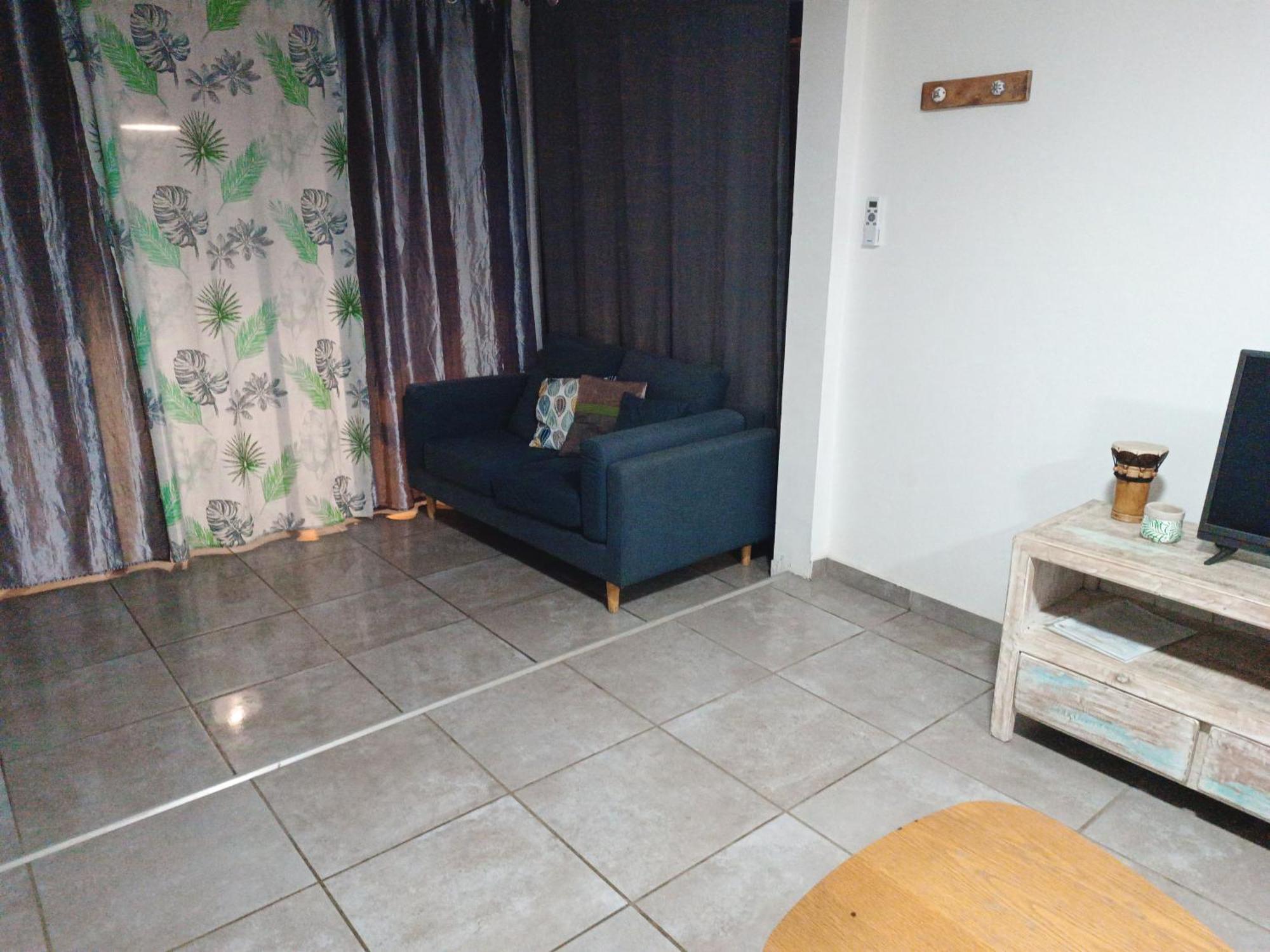 Jolie Maison T3 A St Pierre, 2 Chambres Avec Sdb, Grande Varangue, Jardin サン・ピエール 部屋 写真